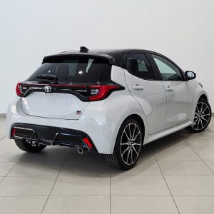 yaris gr sport híbrido en ourense