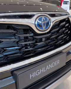 Toyota Highlander Luxury Negro en Ourense