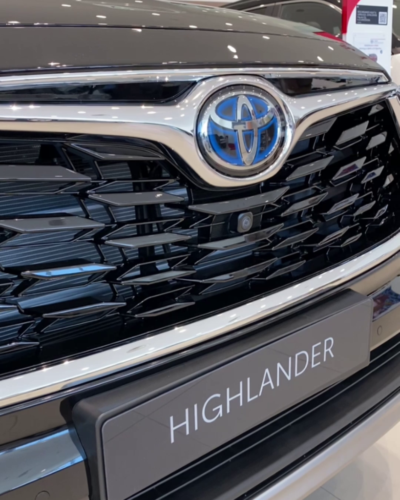 Toyota Highlander Luxury Negro en Ourense