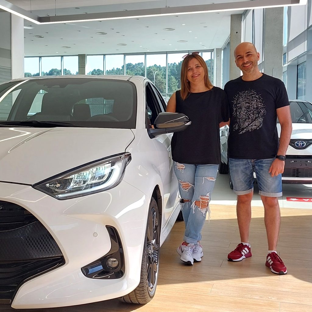 Yaris 2023 Style Blanco en Ourense