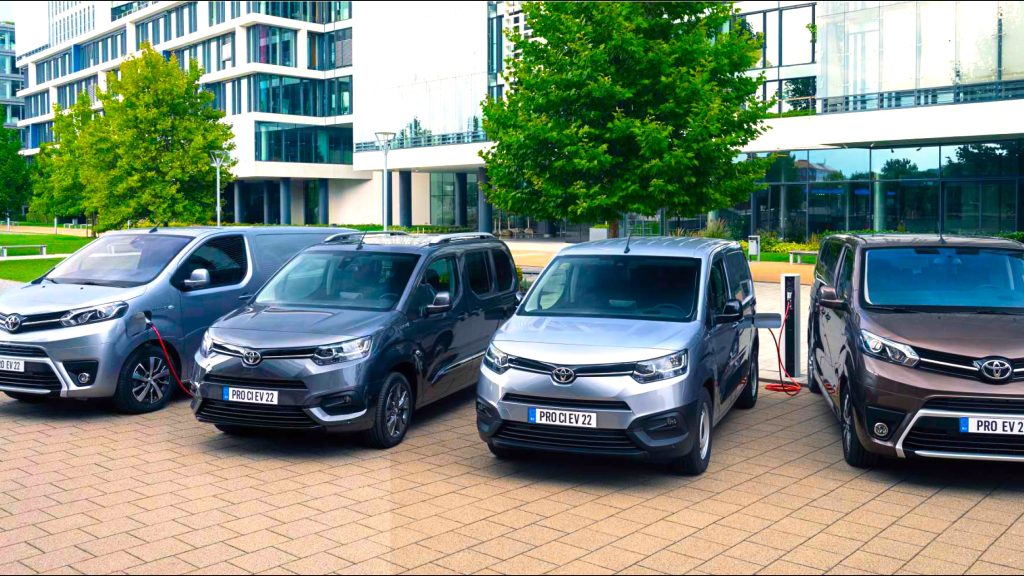 Vehículos Comerciales Toyota. Furgones y Furgonetas en Ourense.