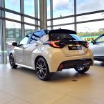YARIS HSD 2024 GR SPORT PLUS 130H GRIS ASCARI 2